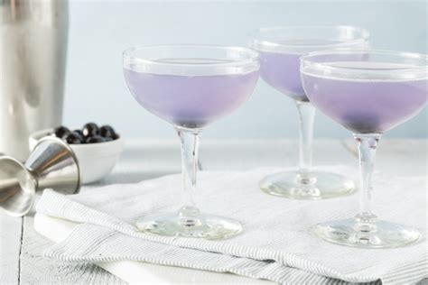 Creme de Violette liqueur recipe for the perfect Aviation cocktail in 2020 (With images ...