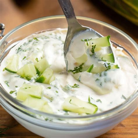 Cucumber Gyro Sauce Recipe | Easy Homemade Tzatziki