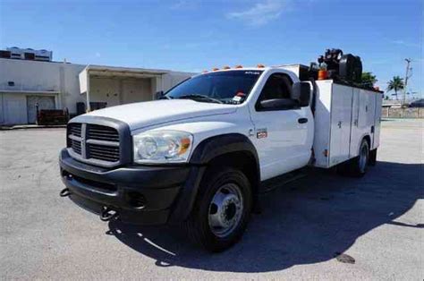 Dodge RAM 5500 HEAVY DUTY (2009) : Utility / Service Trucks