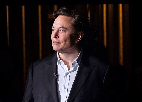 Elevate Entrepreneurial Excellence: Elon Musk - Innovating Space and ...