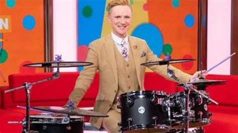 Owain Wyn-Evans Drumathon: Weather presenter on his CIN drumming ...