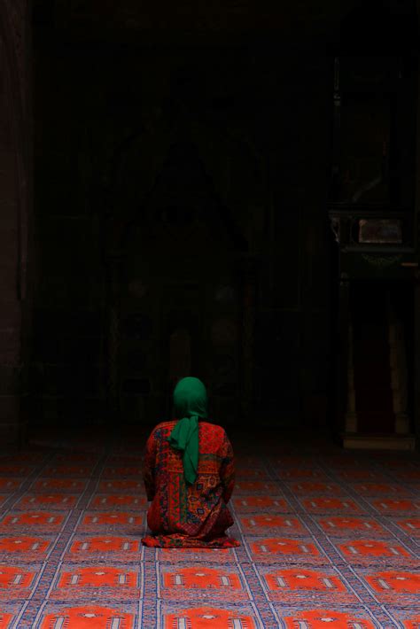 Men Praying in the Mosque · Free Stock Photo