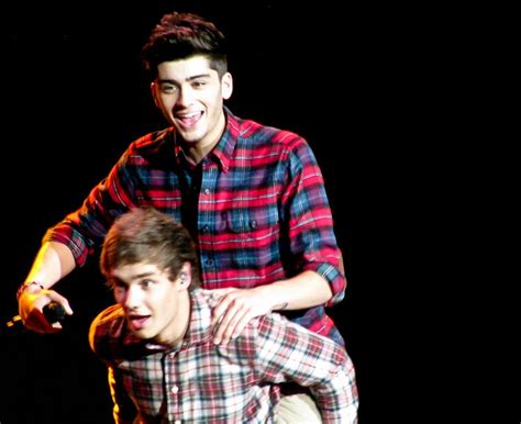 Image - 5ace7 Liam Payne and Zayn Malik Toronto.jpg - One Direction Wiki