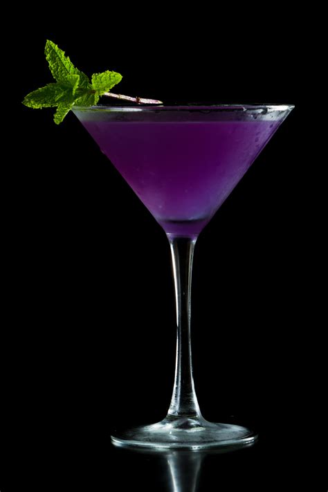 Halloween Cocktail- Purple Martini | Halloween drinks, Halloween cocktails, Lavender martini