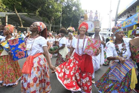 Culture Presentation in Bahia Editorial Stock Image - Image of gras ...