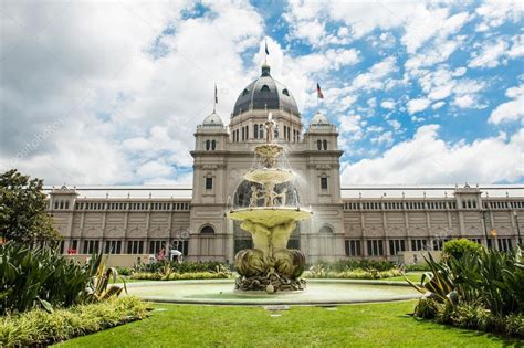 Royal Exhibition Building ⬇ Stock Photo, Image by © fyletto #52093185