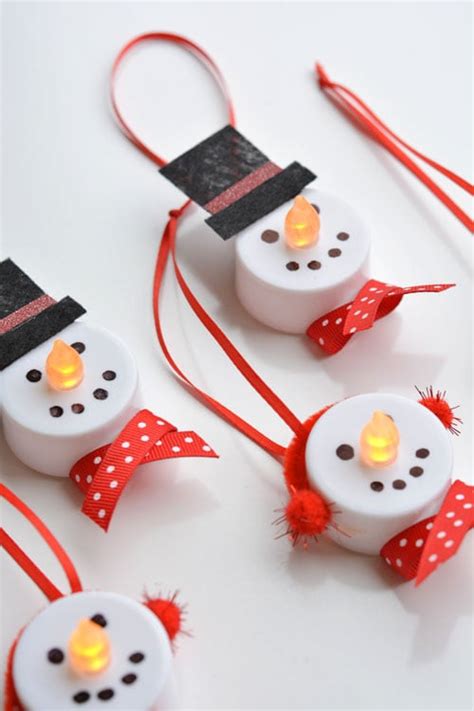 25 Easy Christmas Crafts for All Ages - Crazy Little Projects