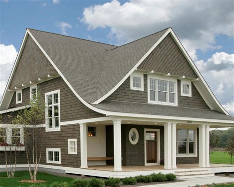 Cape Cod Paint Color Schemes | ... color. The grey shingles are contrasted with the linen ...