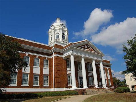 Barrow County Courthouse | Official Georgia Tourism & Travel Website ...