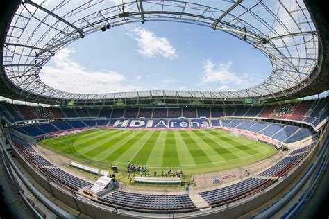 Hannover 96: Arena wird 65: Die Schöne am Maschsee