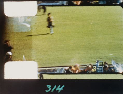 [Frame 314 of 8mm home movie of assassination of John F. Kennedy, Dallas] | International Center ...