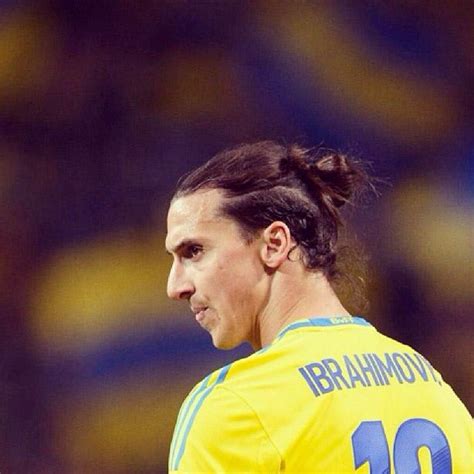 Zlatan Ibrahimovic Sweden National football team | National football teams, Zlatan ibrahimović ...