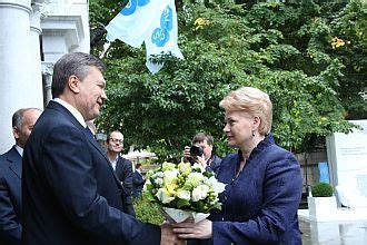Grybauskaite and Yanukovych opened an international Yalta conference :: The Baltic Course ...