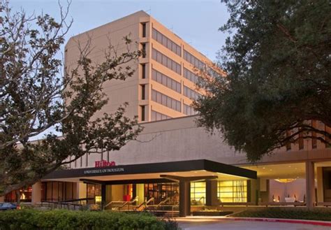 Hilton University of Houston | Hotels in Houston, TX