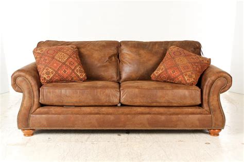 Vintage Leather Sofa by Broyhill | EBTH