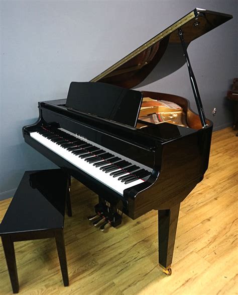 Kawai Baby Grand Piano GM-1 Baby Grand Piano Polished Black - Cameron Piano