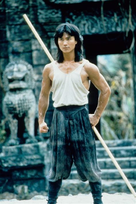 Robin Shou as Liu Kang. | Mortal Kombat Movie (1995) | Artes marciales, Marcial y Arte