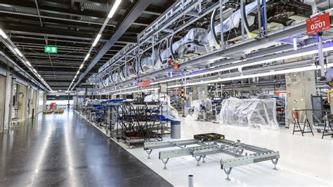 Porsche Factory Germany: Images Show It Like You've Never Seen Before ...