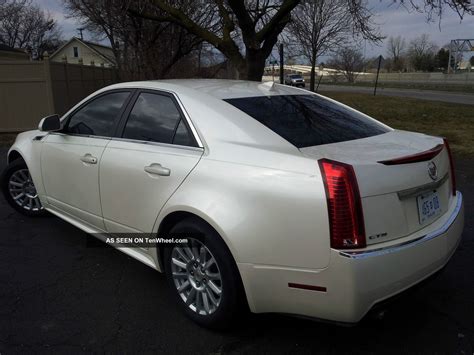 2010 Cadillac Cts Luxury Sedan 4 - Door 3. 0l