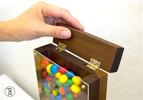 Desktop Candy Dispenser | Kreg Tool