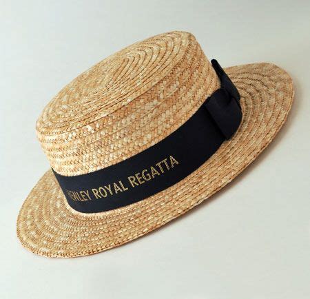 boater(2) MEN It is normally made of stiff sennit straw and has a stiff flat crown and brim ...