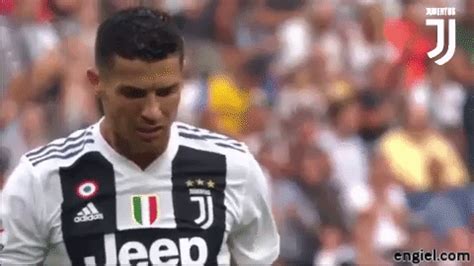 GIF Cristiano Ronaldo CR7 - juventus - GIF per ogni evento