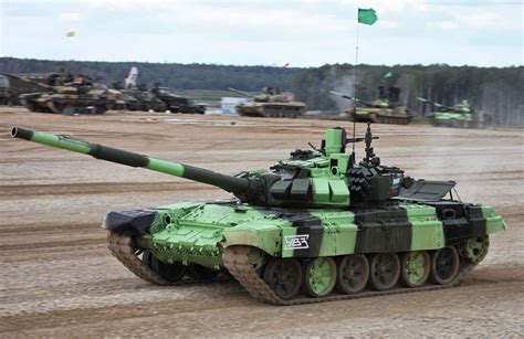 Russia is using a T-72B3M tank designed for the Tank Biathlon ...