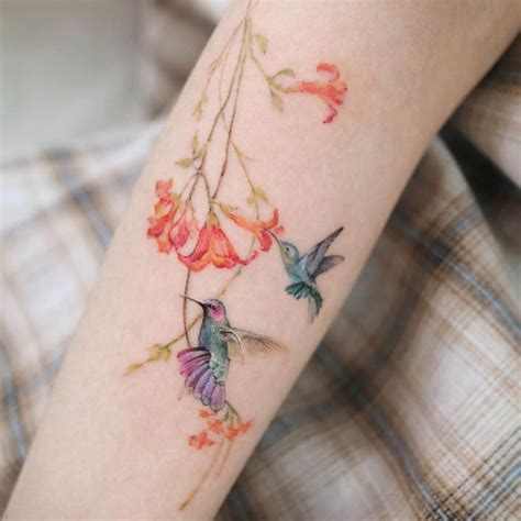 Discover 83+ flower hummingbird tattoo best - in.cdgdbentre