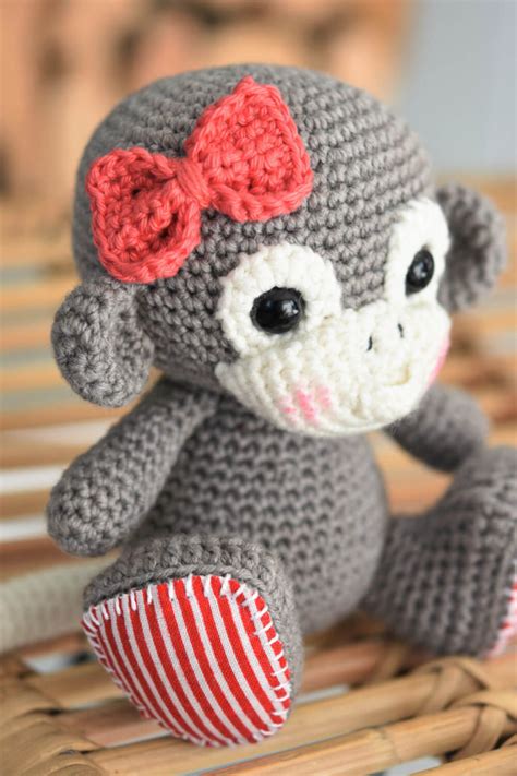 Mambo the Monkey - amigurumi monkey pattern | lilleliis