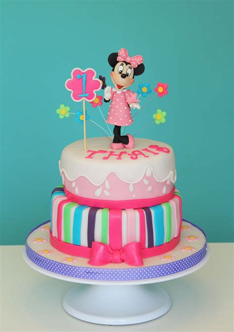 Minnie cake | Minnie cake, Cake, Desserts