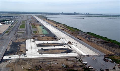 Lost in the Ozone...: Busiest JFK Runway Reopened by Stephen Geffon ...