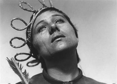 The Passion of Joan of Arc movie review (1928) | Roger Ebert