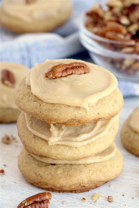 Brown Sugar Pecan Cookies with Brown Sugar Frosting – X HELLME