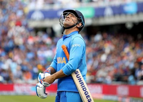 MS Dhoni announces international retirement