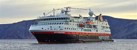 Luxury Cruise Connections - Hurtigruten -* Northern Lights Experience