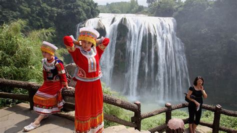 Huangguoshu, China: Experience the world’s largest waterfall cluster | CNN