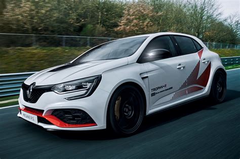 New Renault Megane RS Trophy-R: UK prices revealed | Autocar