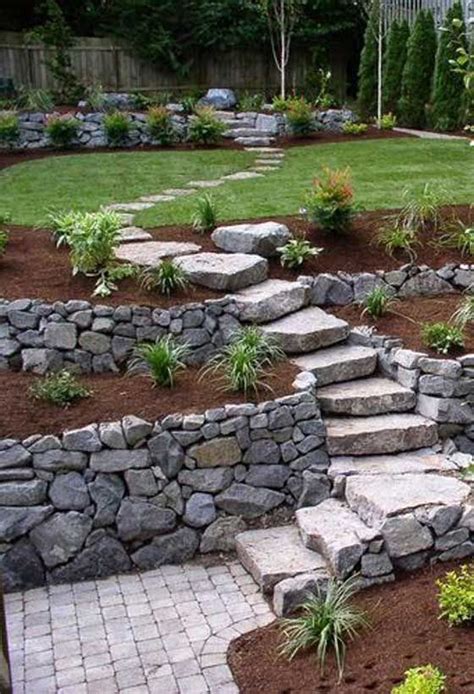 32 Popular Terraced Landscaping Slope Yard Design Ideas - MAGZHOUSE