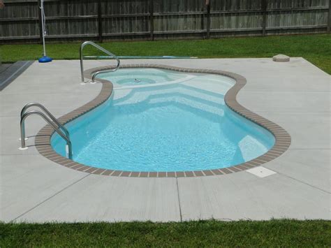 Small Inground Fiberglass Pool Inground Pool Designs, Small Inground ...