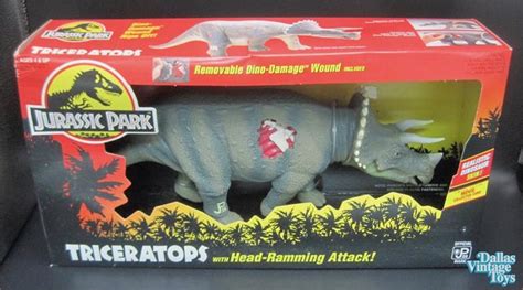 1993 Jurassic Park Triceratops JP.08 SEALED (1A)