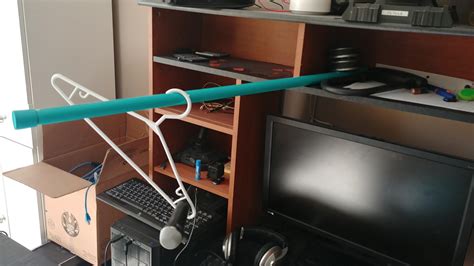 Rate my gaming mic setup with wii guitar hero mic. : r/techsupportmacgyver