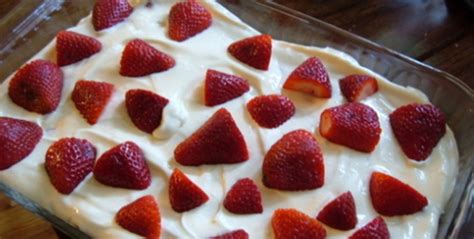 Easy No Bake Hostess Twinkies Strawberry Shortcake