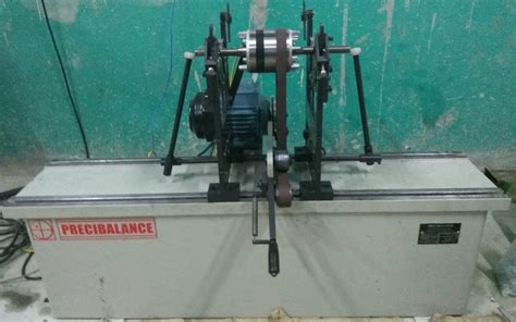 Electrical Rotor Balancing Machine - PRECIBALANCE