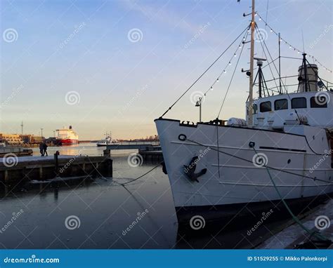 Helsinki Harbor on Winter Evening Editorial Image - Image of ferry, frosty: 51529255