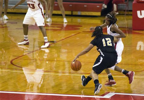 PHOTO GALLERY: Husker women’s basketball rolls in season opener ...