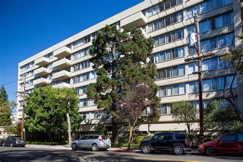 burlingame-towers-gallery-Burlingame_K1A6731 - Burlingame Towers Apartments