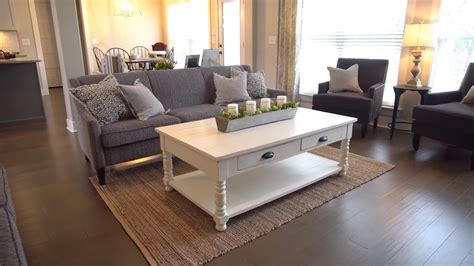 White Coffee Table With Storage And Grey Couch Accent Colors #colorschemes #homecolors # ...