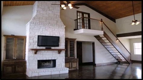 Small Barndominium With Loft Floor Plans