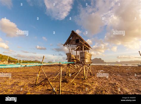 Traditional fishing village in Palawan island, Philippines Stock Photo - Alamy