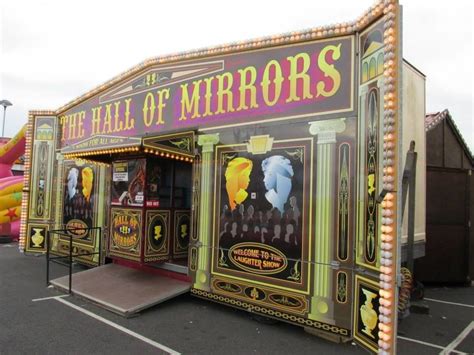 Hall of Mirrors Hire | Fairground Hire | Nationwide Amusements